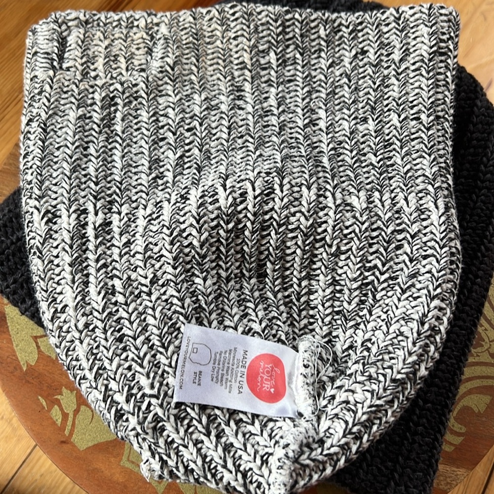 Set of 2 Love Your Melon Distressed Slouchy Beanies - Picture 5 of 16
